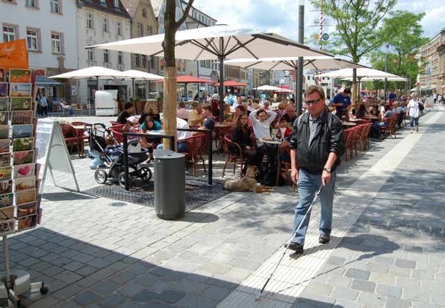 Blindenleitsystem am Marktplatz