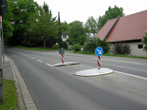 Foto Querungshilfe für Fußgänger und Radfahrer im Bereich Hölzleinsmühle