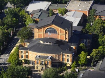 Blick aufs Festspielhaus