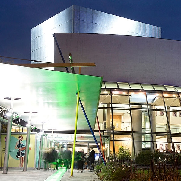 Theater Hof von außen. Foto: Theater Hof.