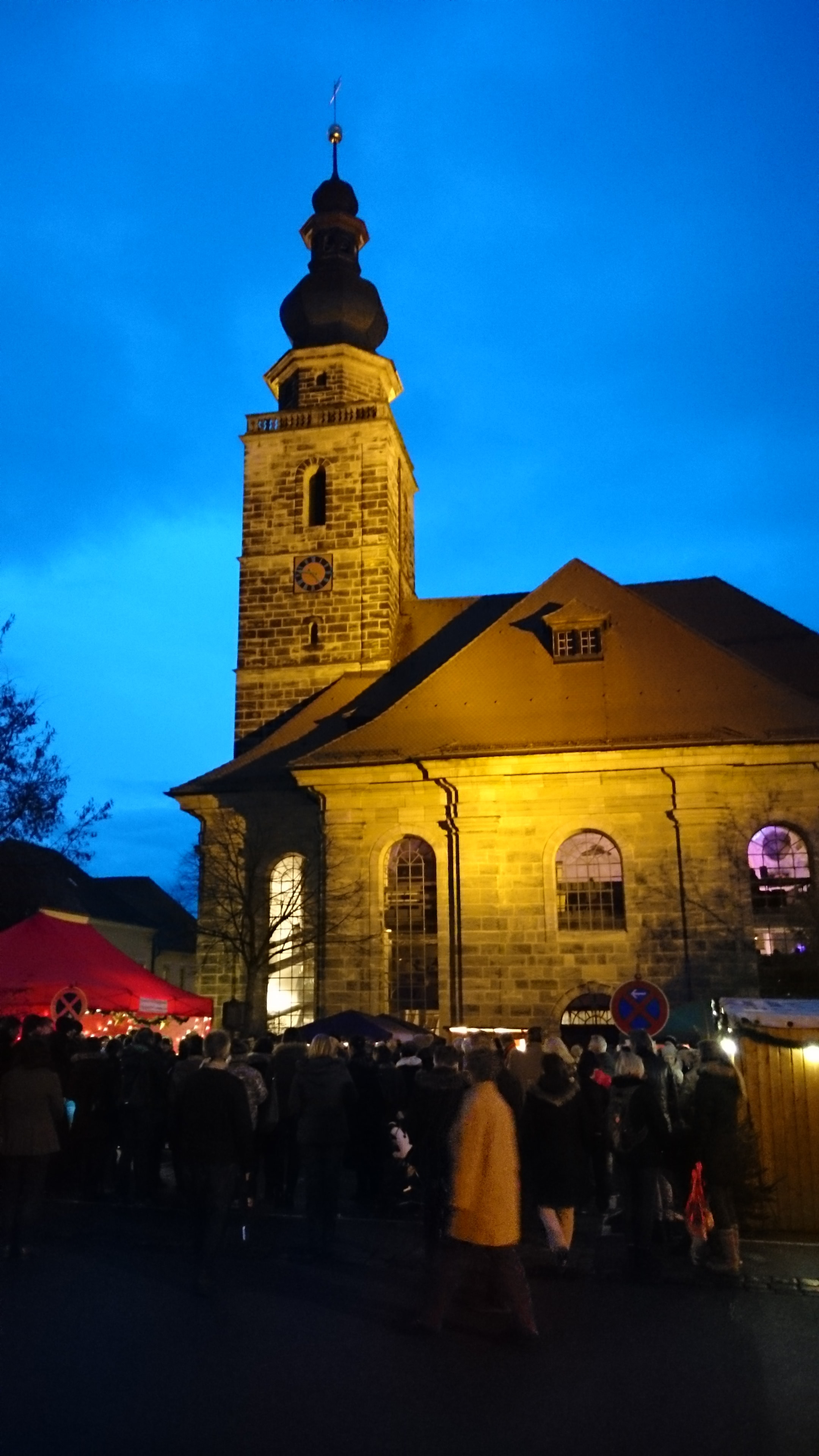 Ordenskirche während Strenenmarkt