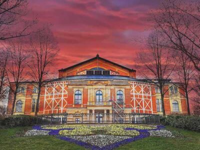 Festspielhaus Bayreuth | Foto; Ramona Schirmer