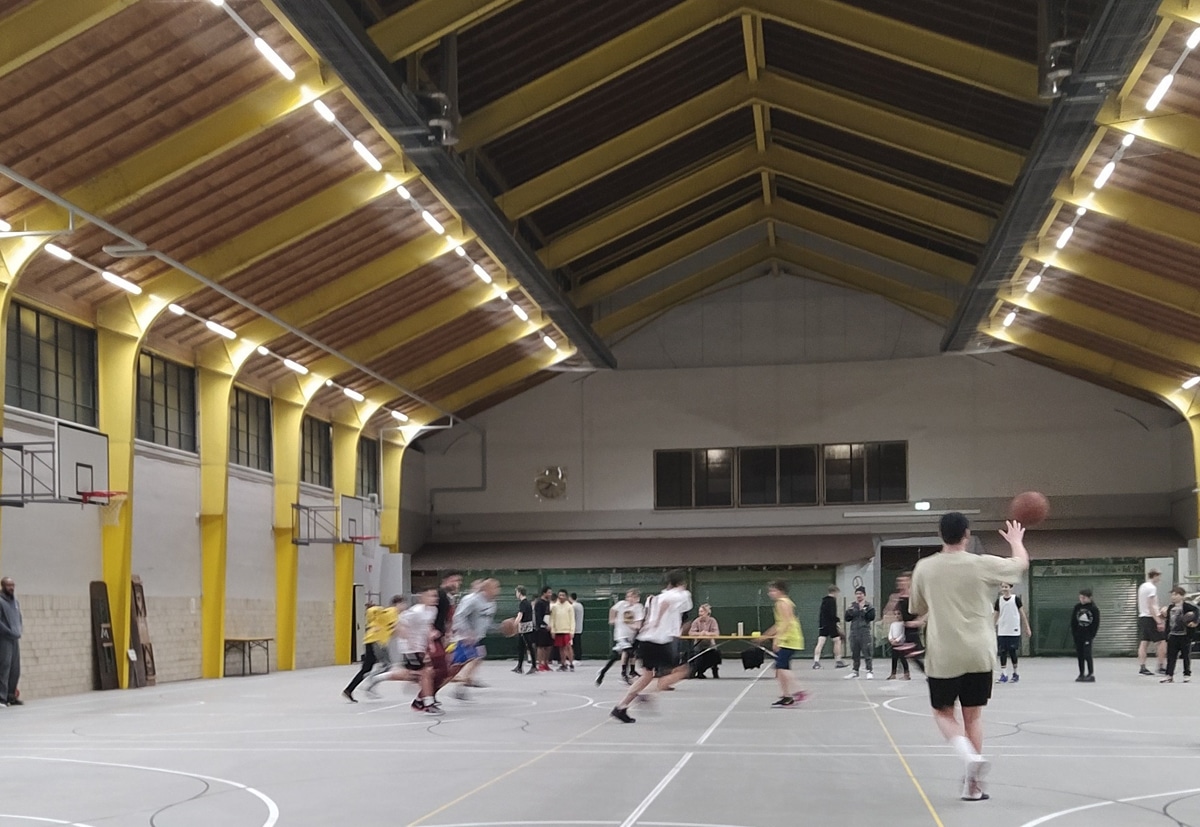 Basketball in der Rotmainhalle