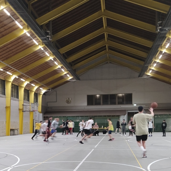 Basketball in der Rotmainhalle
