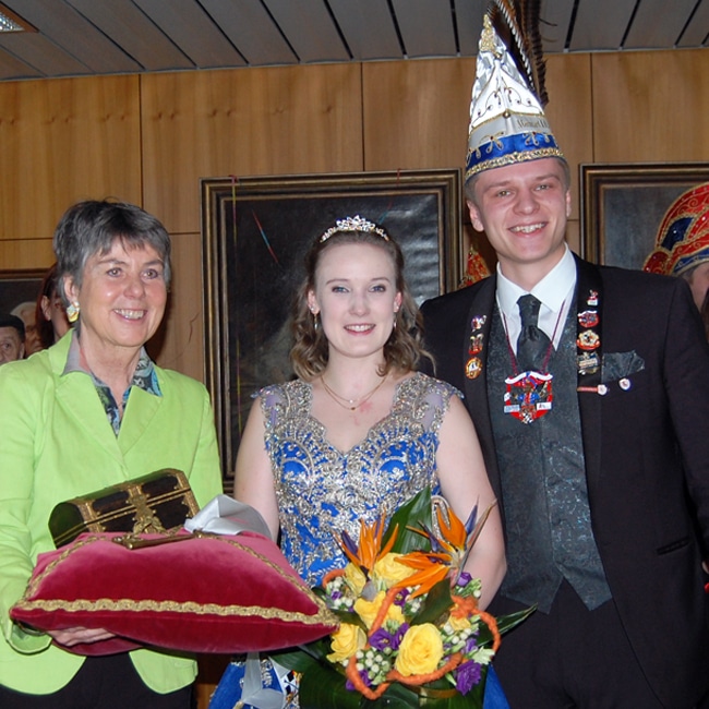 Schluesseluebergabe_OB_Prinzenpaar