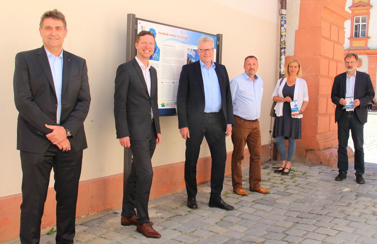 Einweihung der Infotafel "GEO-Tour Alexander von Humboldt" im Hof des Alten Schlosses in Bayreuth