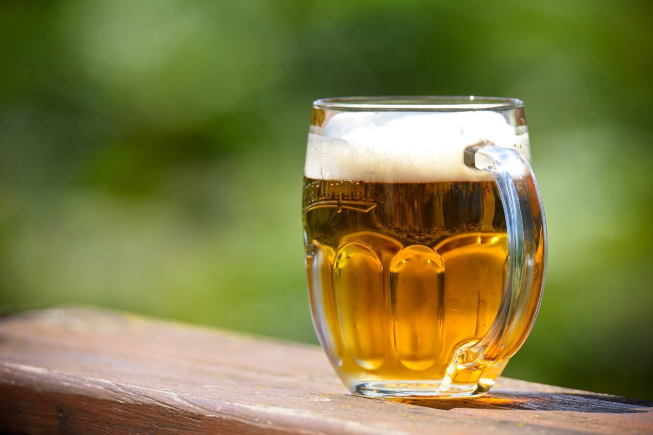 Volles Bierglas