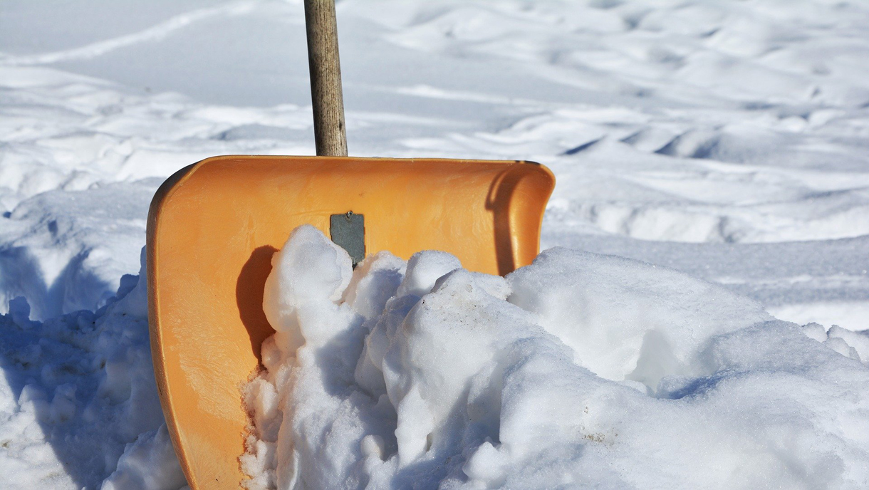 Schneeschaufel