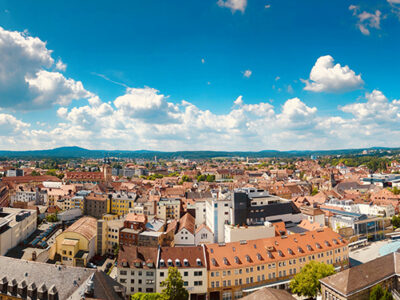 Panoramablick auf die Dächer Bayreuths