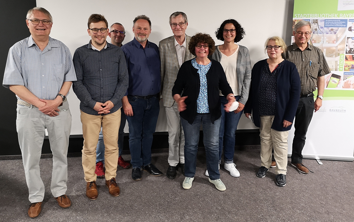 Foerderverein-SB Der neue Vorstand besteht aus (von links) Dr. Wolfgang Richter, Christopher Süss, Sebastian Norck, Thomas Bauske, Ehrenvorsitzenden Dr. Harald Rehm, Ingrid Heinritzi-Martin, Luisa Funke-Barjak, Irene Münch und Manfred Albinger.
