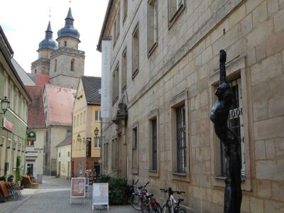 Blick zum Eingangsbereich des Kunstmuseums