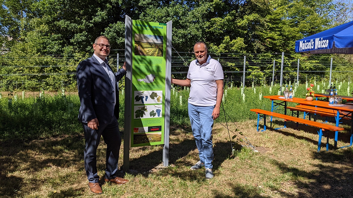 Eroeffnung-Weingarten12 3. Bürgermeister Stefan Schuh und Landeshauptmann Hans-Peter Doskozil.