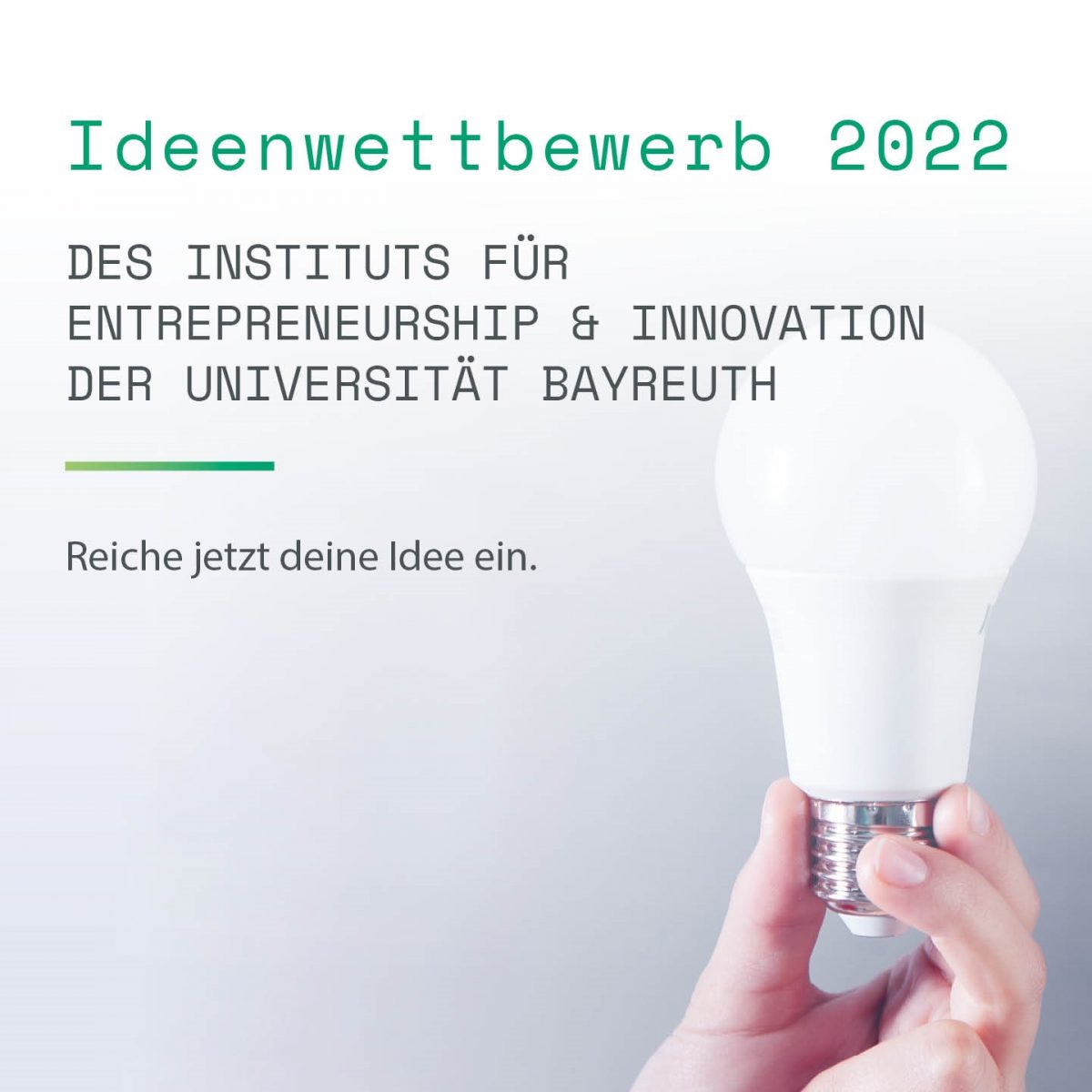 Im Hintergrund des Flyers hält eine Person eine leuchtende Glühbirne in der Hand.