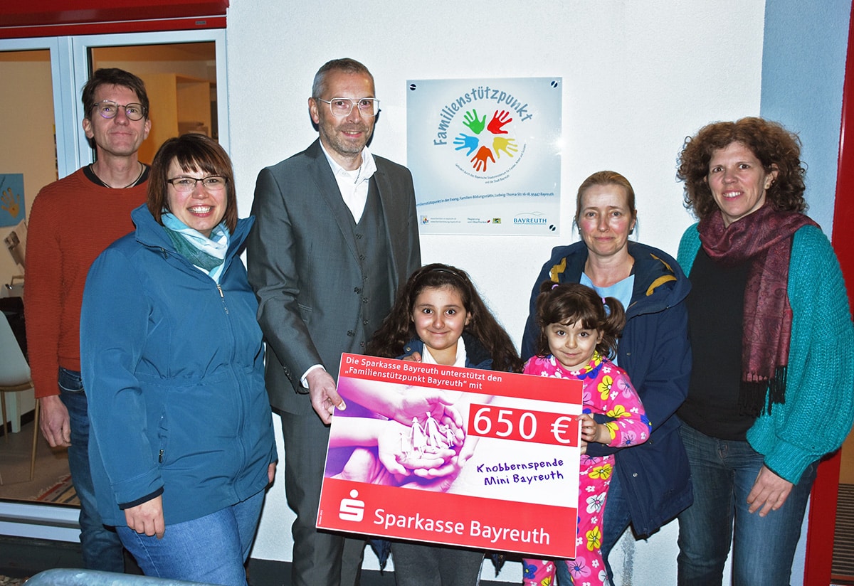 635 Knobbernspende (von links): Heiko Sollmann, Nancy Kamprad, Markus Zweck, Carolin Kurz-Fugmann und Vanessa Schiela.