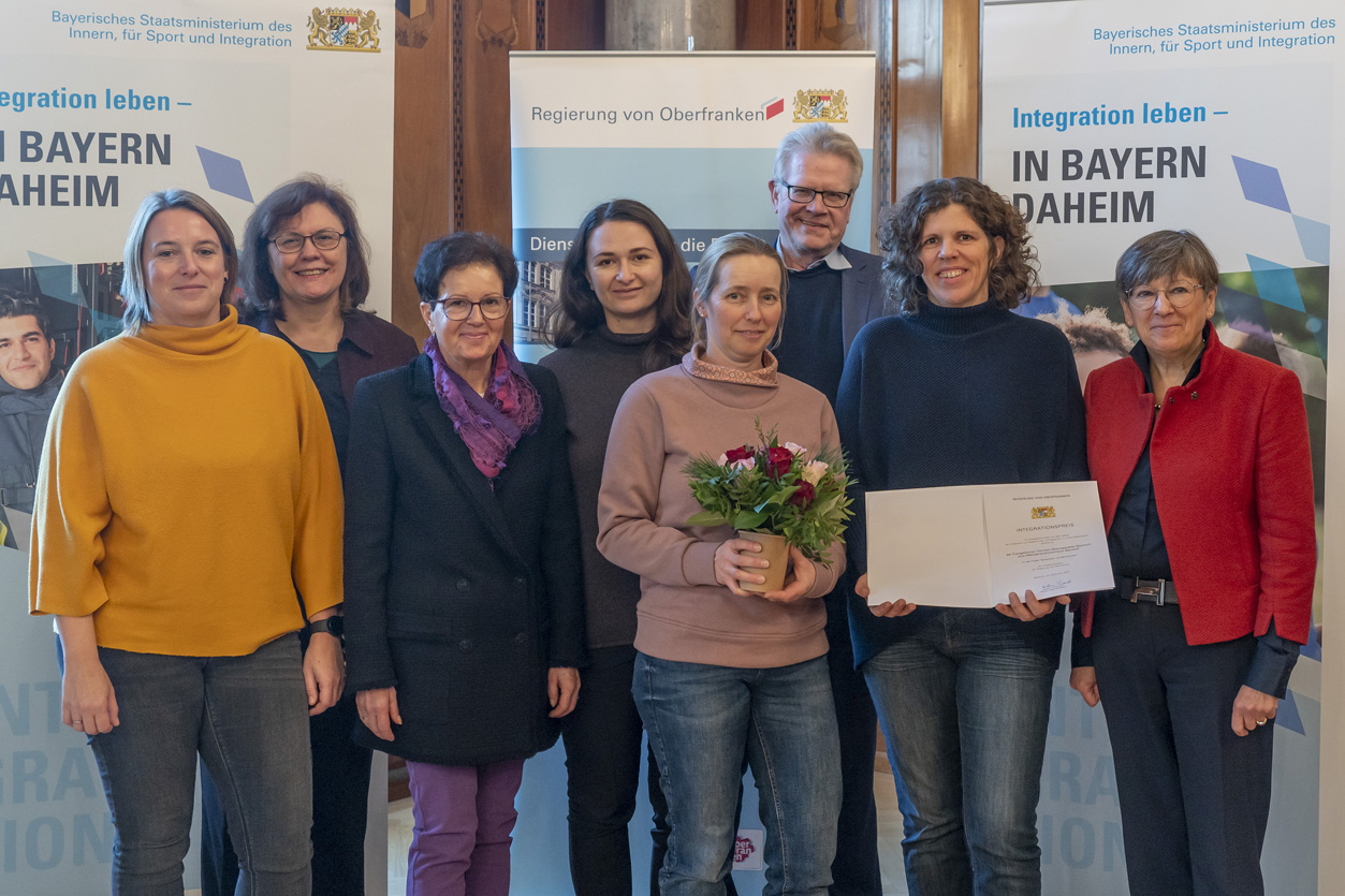 Gruppenbild mit OB Eberberger, MdL Brendel-Fischer und Regierungspräsidentin Piwernetz. | Foto: A. Harbach