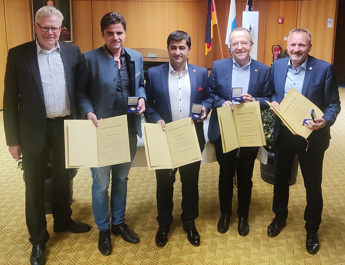 20230524_Medaille Stadtraete Stephan Müller, Dr. Stefan Sammet, Halil Tasdelen, Christian Wedlich und Thomas Ebersberger