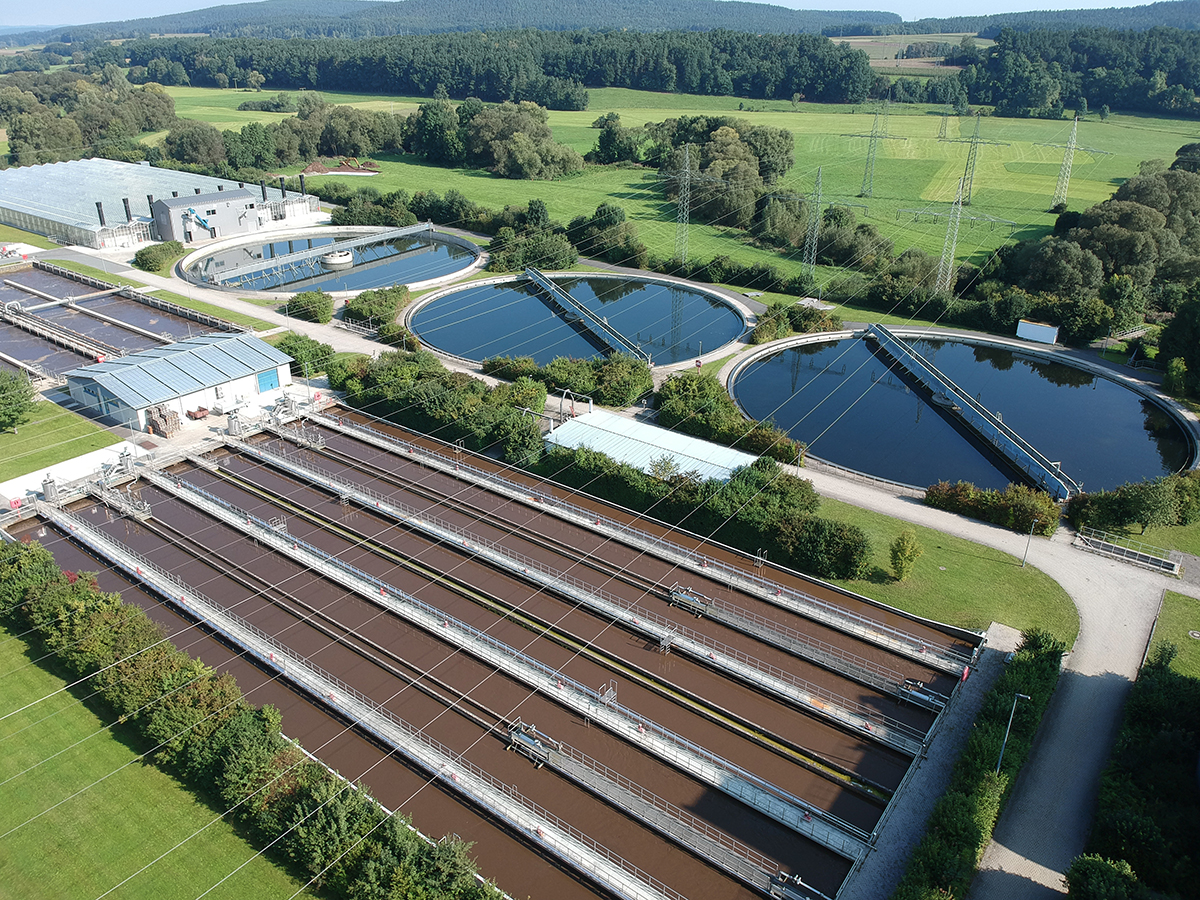 DCIM/100MEDIA/DJI_0035.JPG Blick von oben auf das Klärwerk