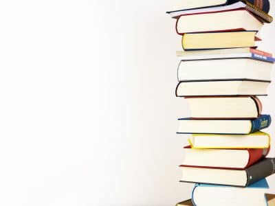 Bücherstapel. | Foto: Pixabay