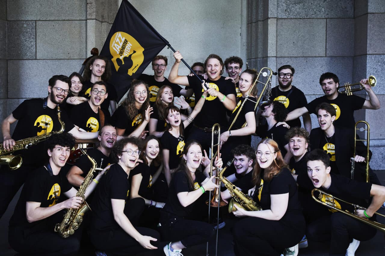 Ein ganzes Ensemble von Musikern. | Foto: Ludwig Olah