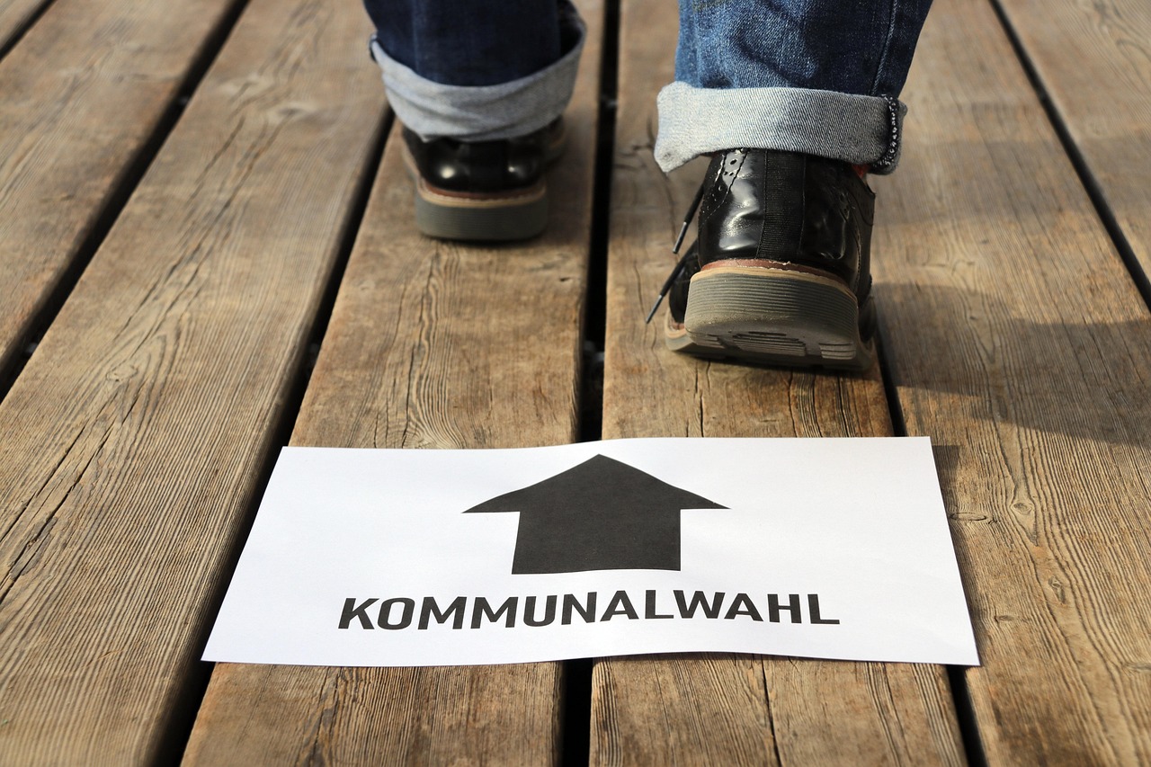 Fußboden mit der Aufschrift "Kommunalwahl". | Foto: Pixabay